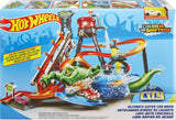 Hot Wheels Ultimate Gator Car Wash Playset with Color Shifters Toy Car in 1:64 Scale