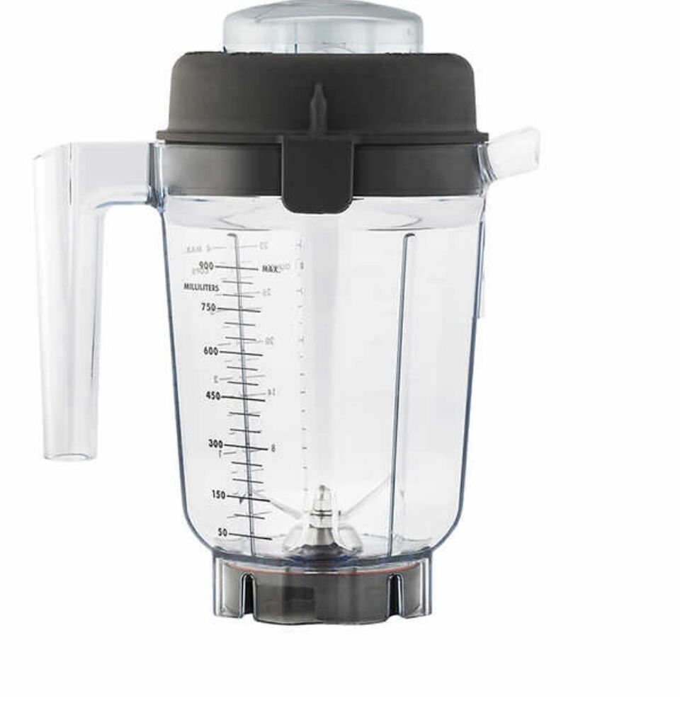 Vitamix 7500 Blender Super Package with 2- 20oz To-Go Cups