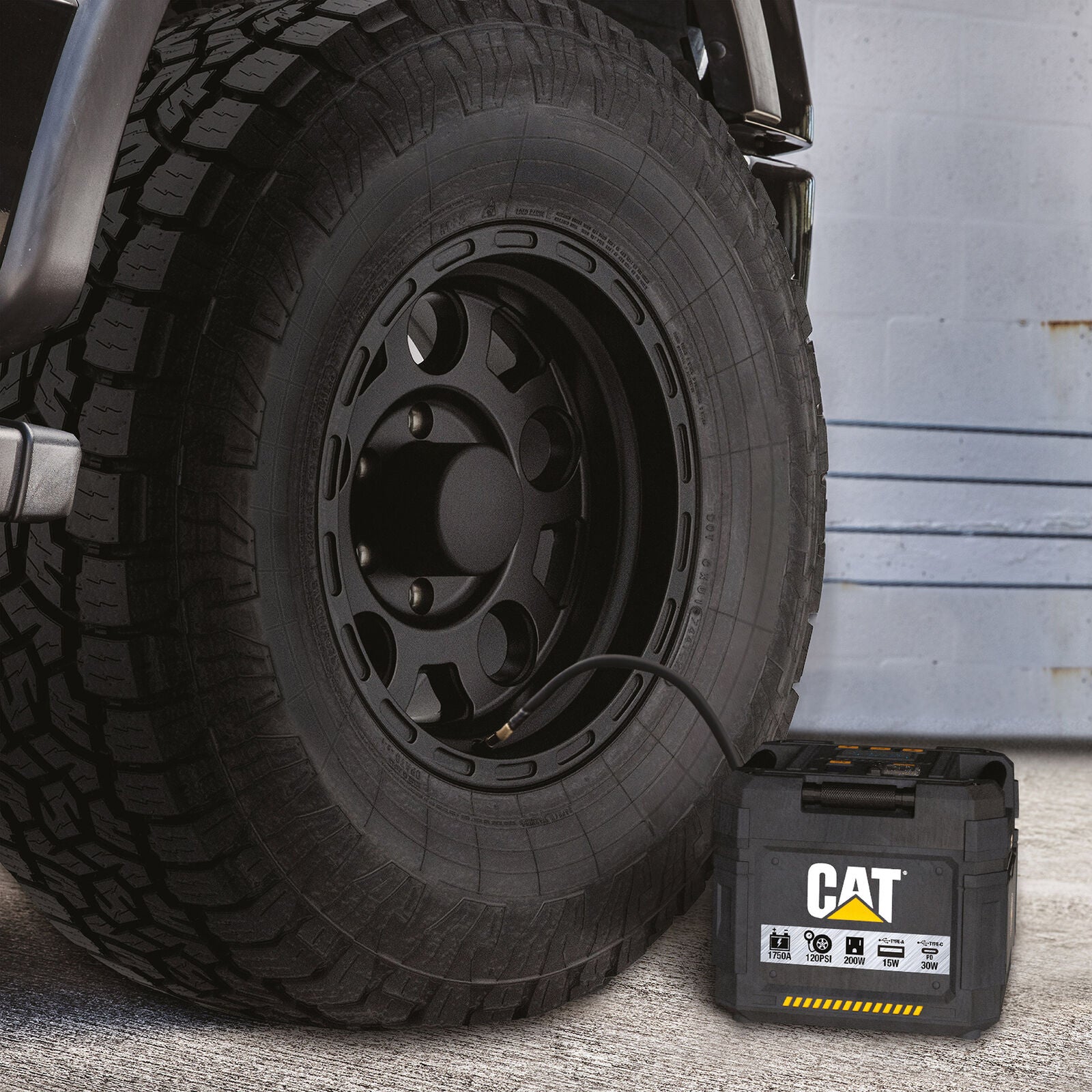 CAT Cube Auto Car Battery Jump Starter, Air Compressor, Portable, 1750 Amp  NEW
