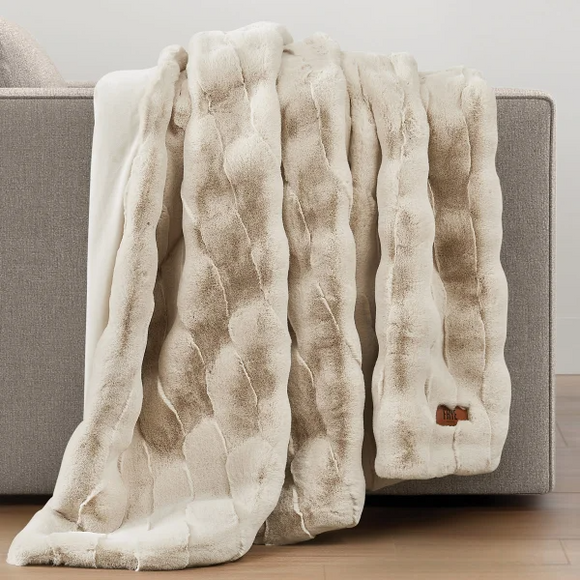 FRYE Luxe Faux Fur Throw, 60”x 70” Machine Wash Polyester Faux Fur Knit Throw