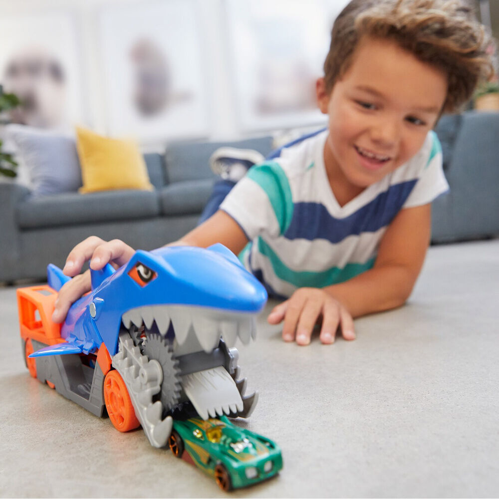 Hot Wheels Creature Haulers, City Battling Creature Transports Bundle –  Homesmartcamera